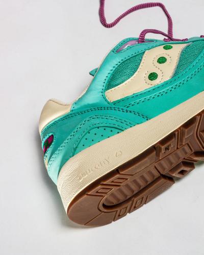 Saucony